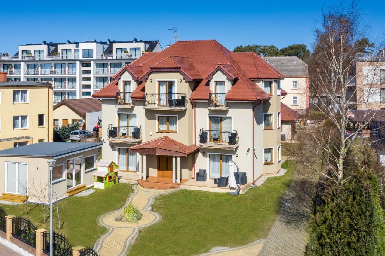 Villa Livia Niechorze Eksteriør billede